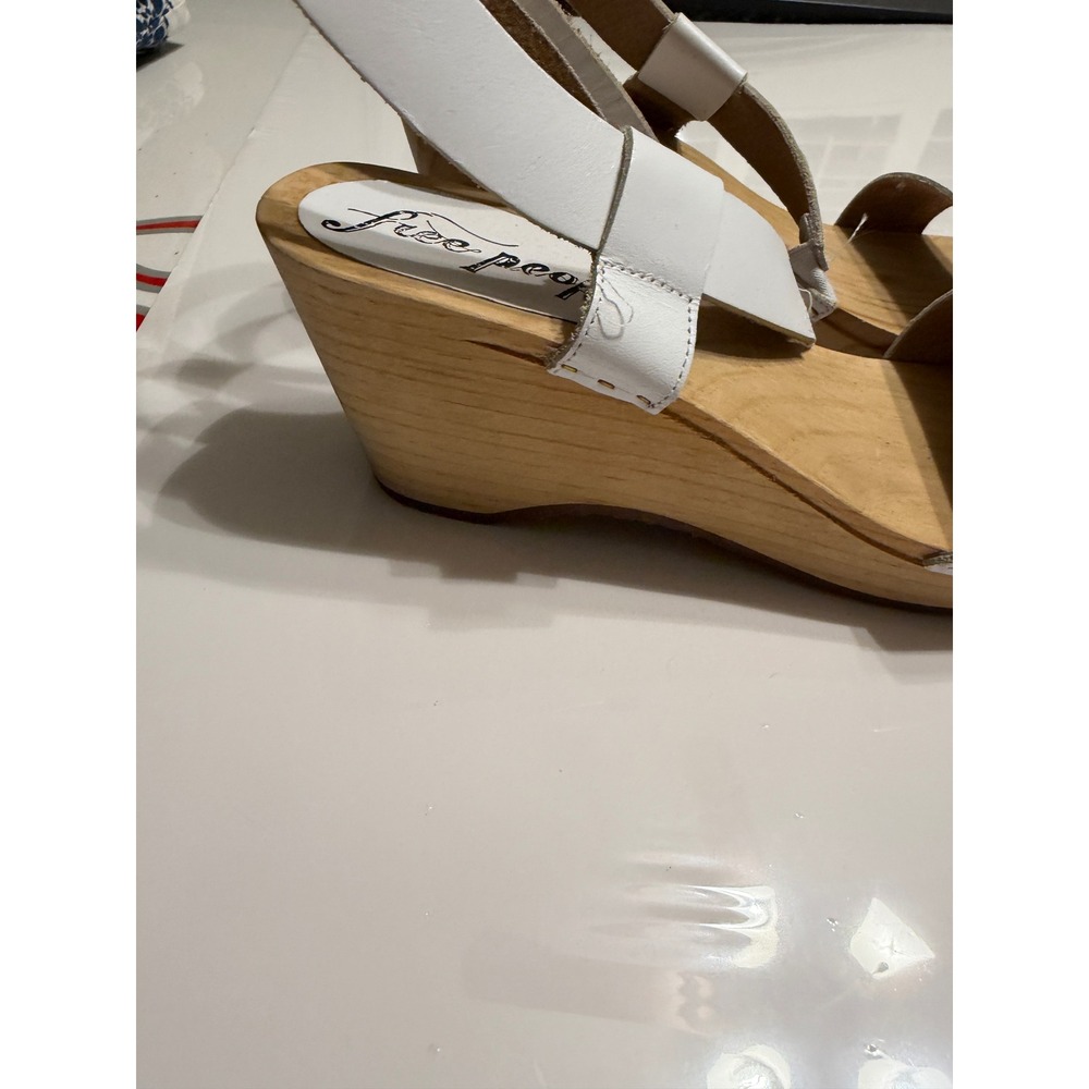 Free People White Leather Wood Wedge Sandals Slingback Strappy Shoes‎ Womens - Picture 2 of 4